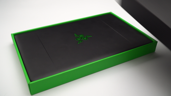 苹果潜行版(电影苹果电影未删版)-第5张图片-QuickQ官网