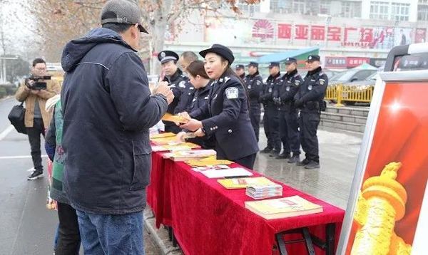 手机版道路防暴攻略(防暴模拟器手机版新手教程)